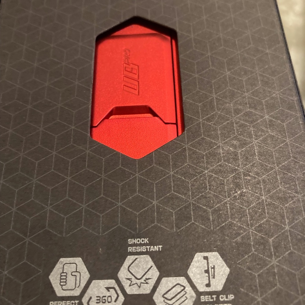 iPhone XR case - Picture 2 of 10